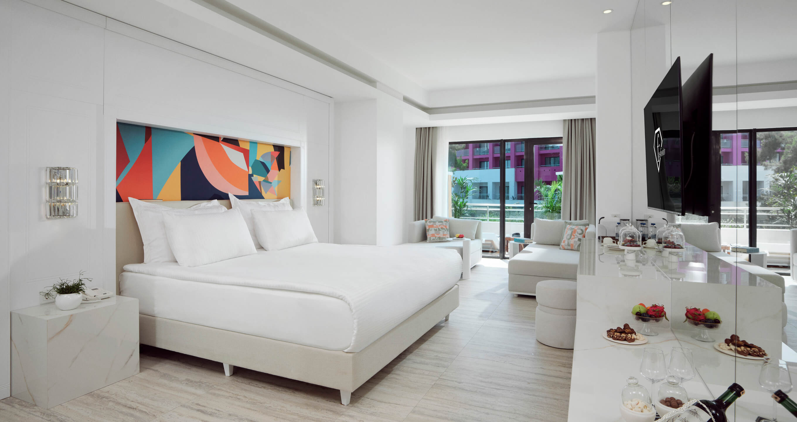 Pearl Large Room 3
